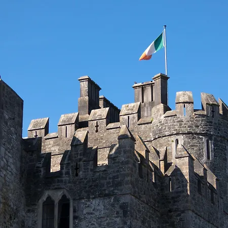Castle 4*