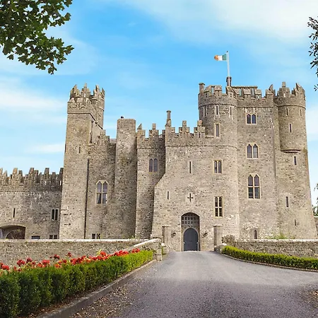 Castle 4*