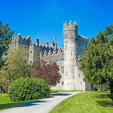 Castle 4*