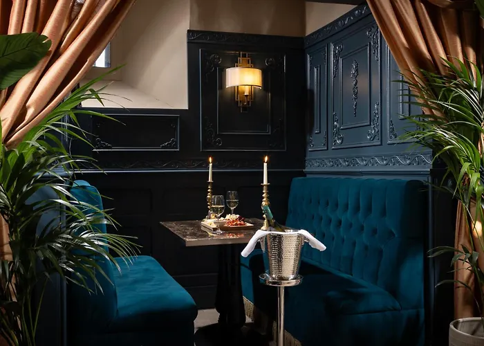 Castle Курортный комплекс 4*